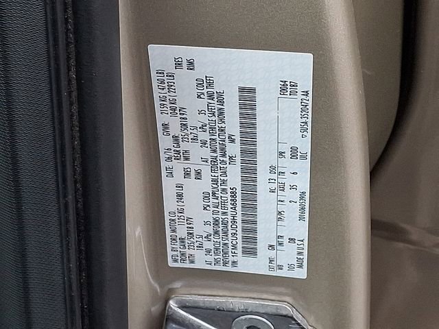 Used 2017 Ford Escape Titanium image 30