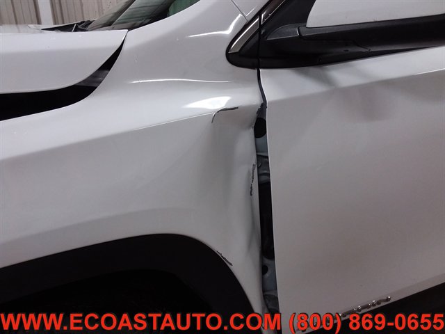 Used 2022 GMC Terrain SLE w/ LPO, Floor Liner Package AWD/4WD image 19