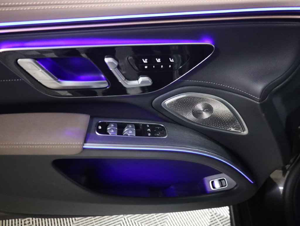 Certified 2023 Mercedes-Benz EQS 580 4MATIC Sedan image 14