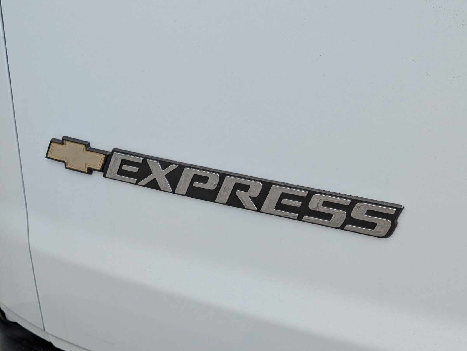 Used 2024 Chevrolet Express 2500 w/ Driver Convenience Package image 10