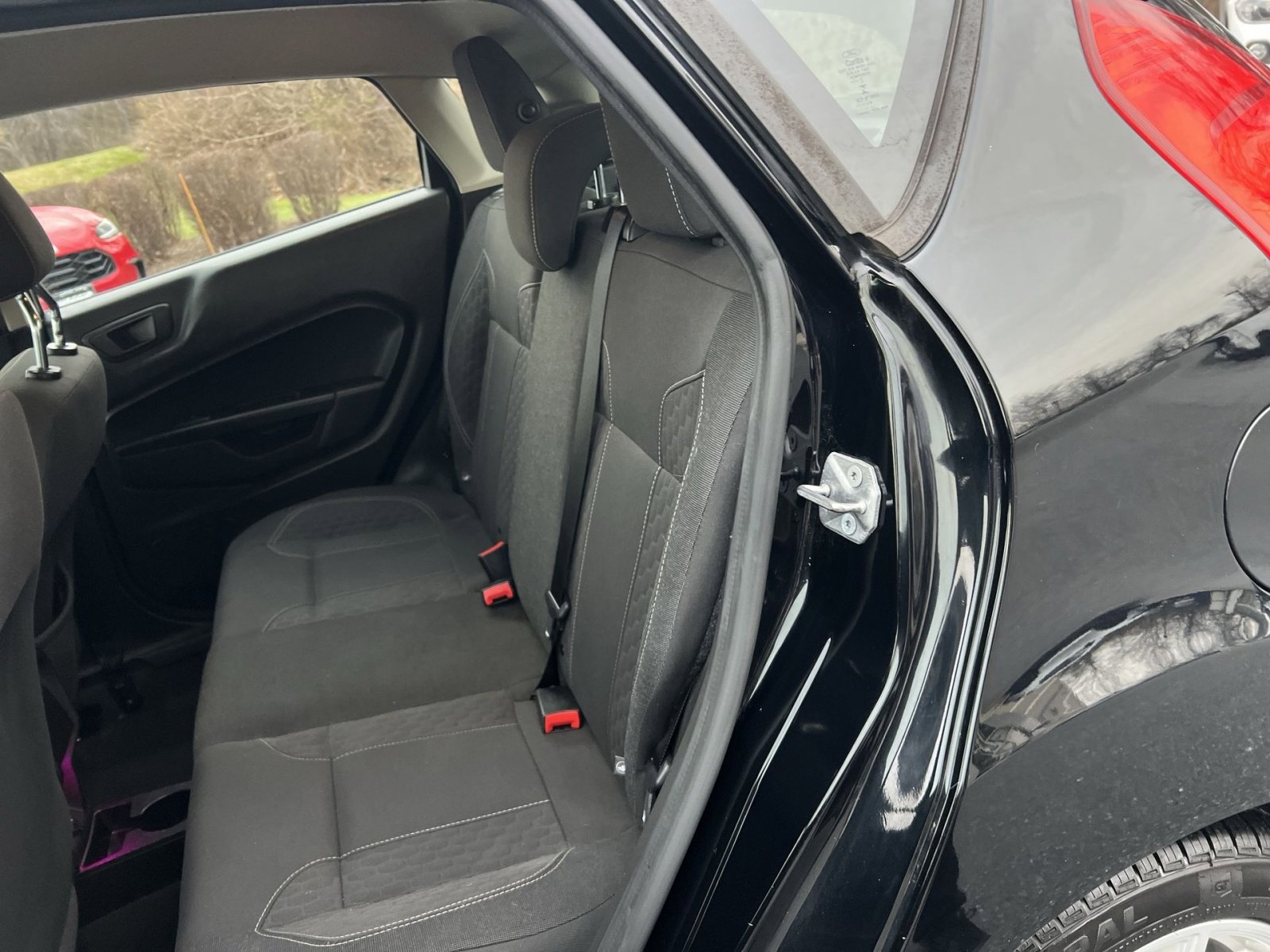 Used 2019 Ford Fiesta SE w/ Equipment Group 201A image 22