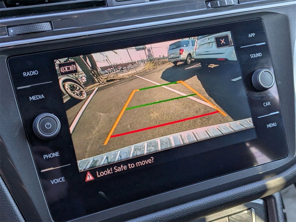 Used 2024 Volkswagen Tiguan SE image 24