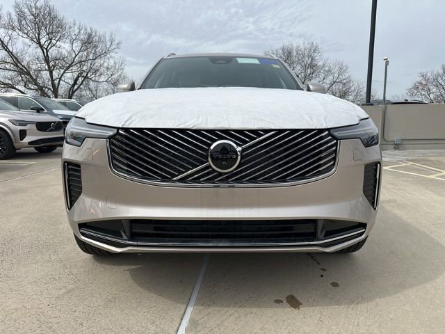 New 2026 Volvo XC90 B6 Plus w/ Protection Package Premier image 2