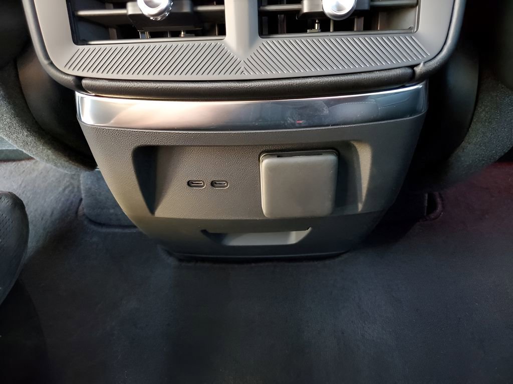 New 2026 Cadillac Vistiq Sport w/ LPO, Floor Liner Package image 22