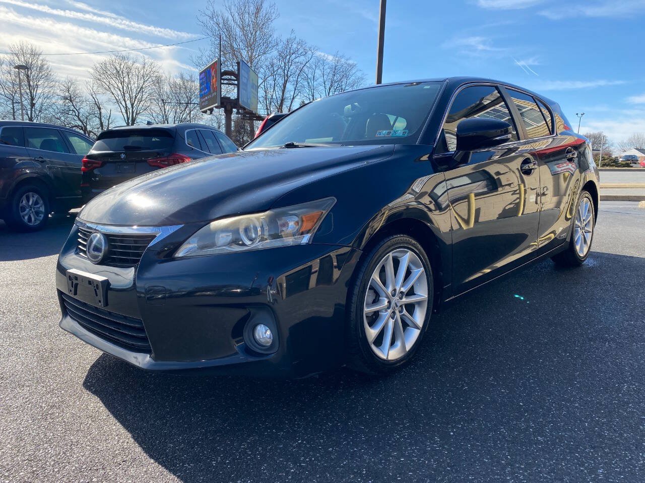 Used 2013 Lexus CT 200h w/ Premium Pkg w/Navigation FWD image 7