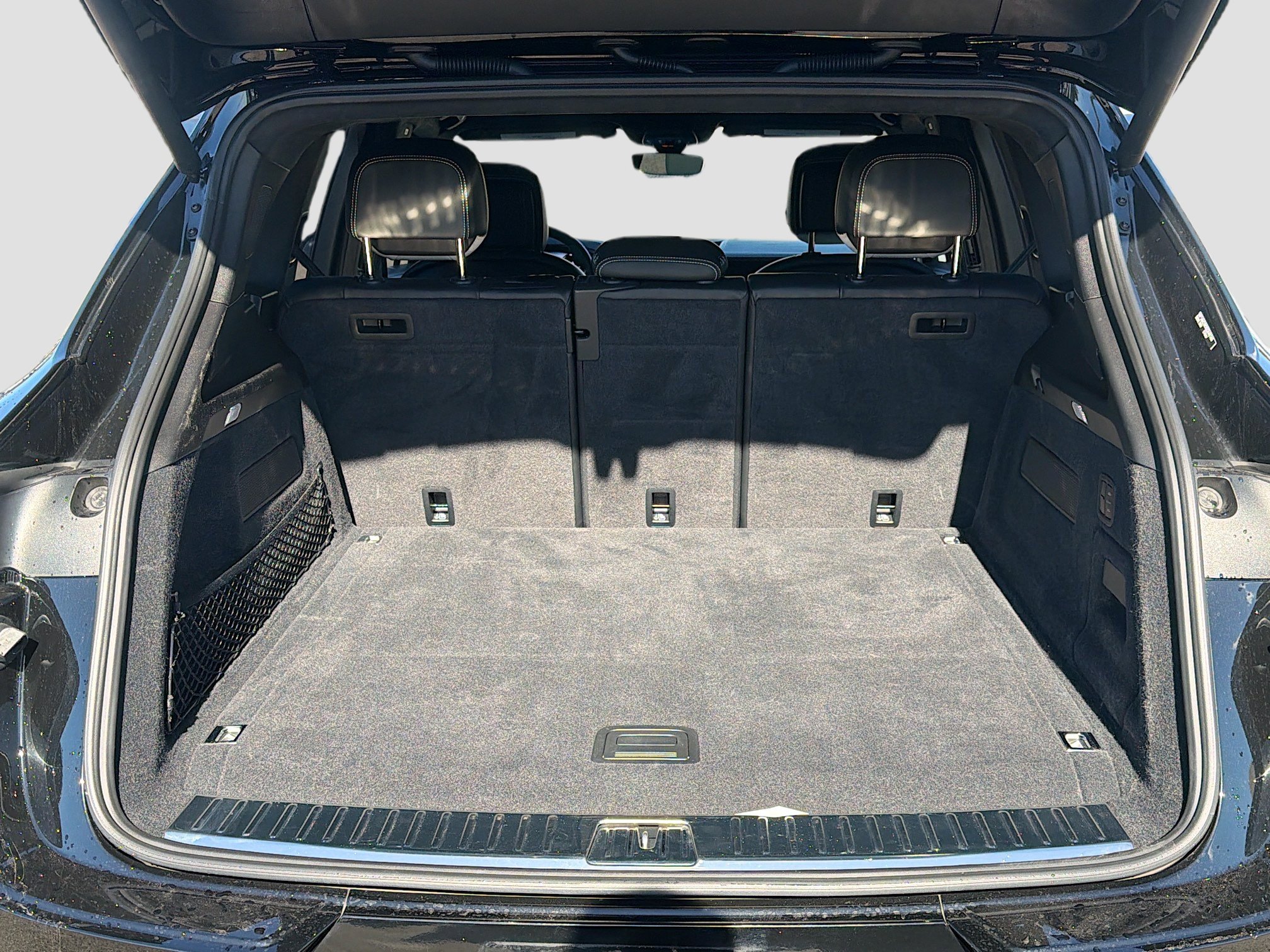 Used 2024 Porsche Cayenne Turbo image 11