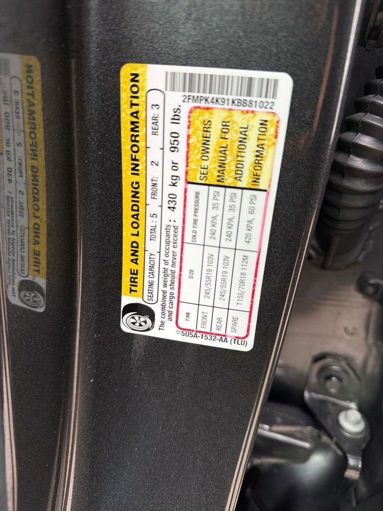 Certified 2019 Ford Edge Titanium w/ Equipment Group 301A image 50