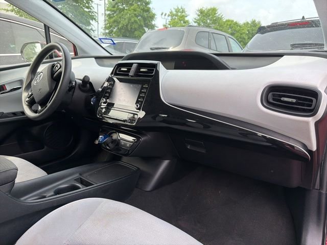 Used 2020 Toyota Prius LE FWD image 23