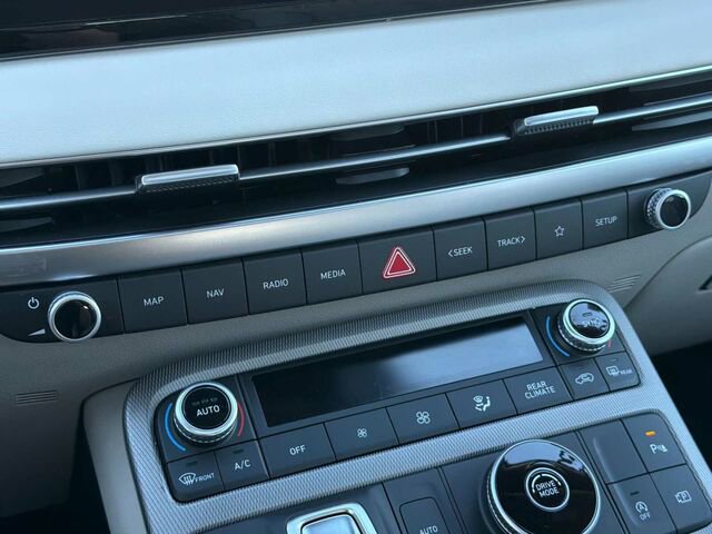 Used 2023 Hyundai Palisade Limited w/ Cargo Package image 27