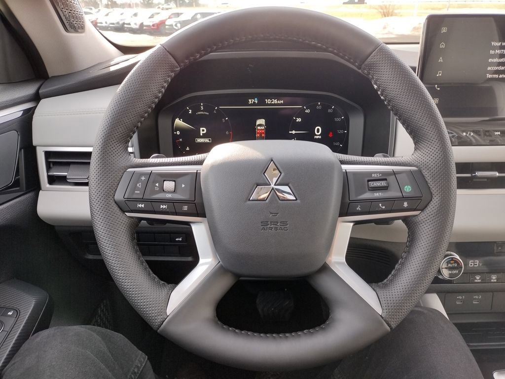 New 2026 Mitsubishi Outlander SE image 7