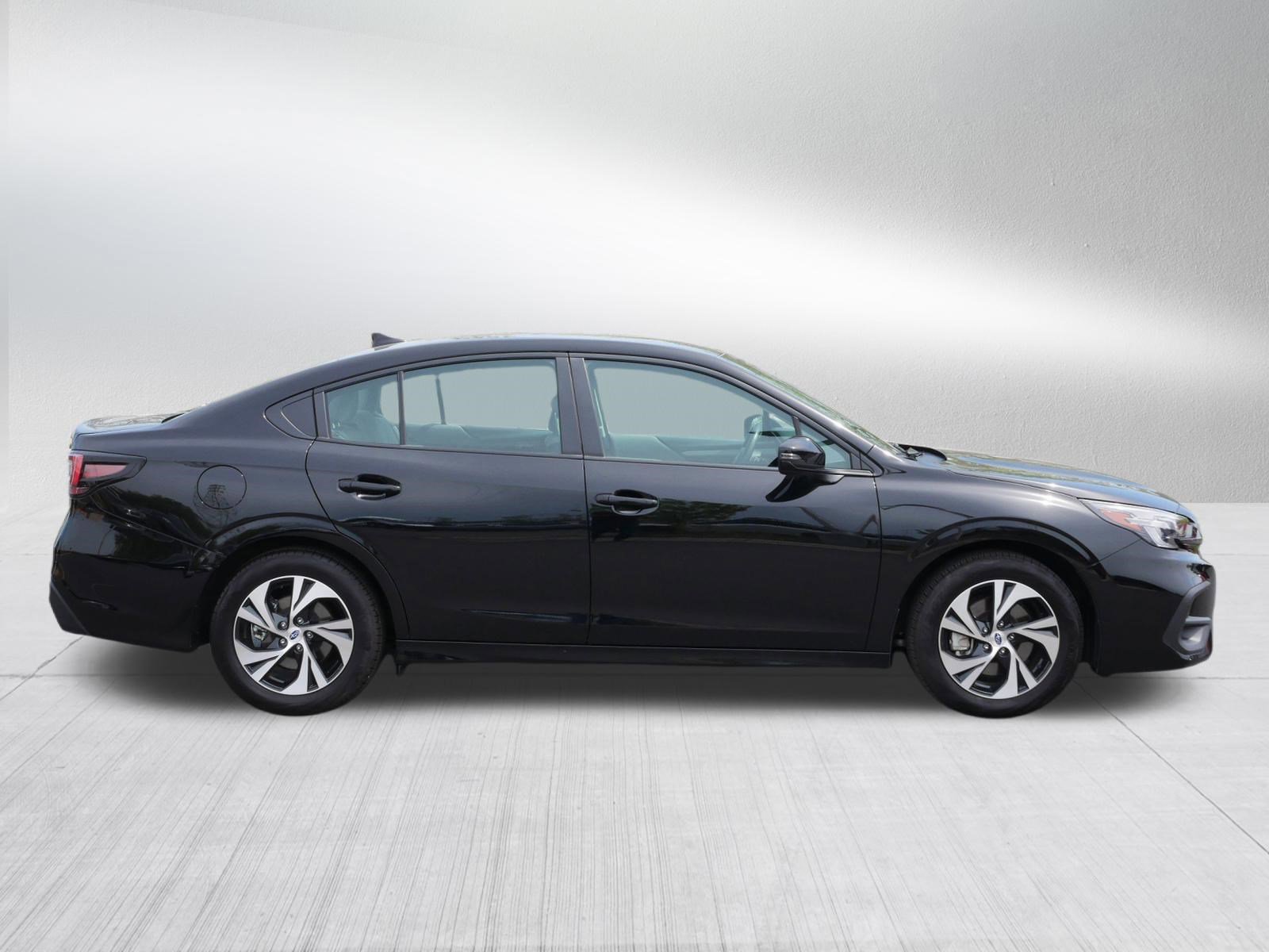 Used 2025 Subaru Legacy Premium AWD/4WD image 8