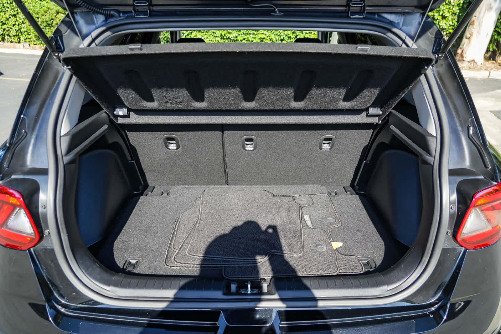 Used 2023 Hyundai Venue SEL image 27