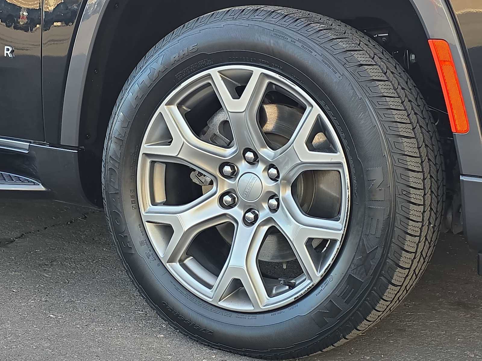 Used 2022 Jeep Wagoneer Series II image 12