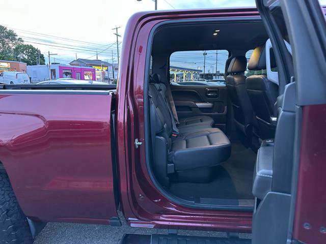 Used 2017 Chevrolet Silverado 1500 LT w/ All Star Edition AWD/4WD image 16