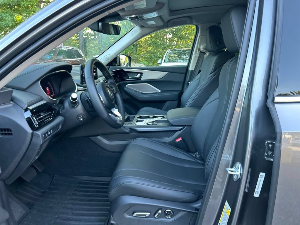 Certified 2026 Acura MDX SH-AWD image 18
