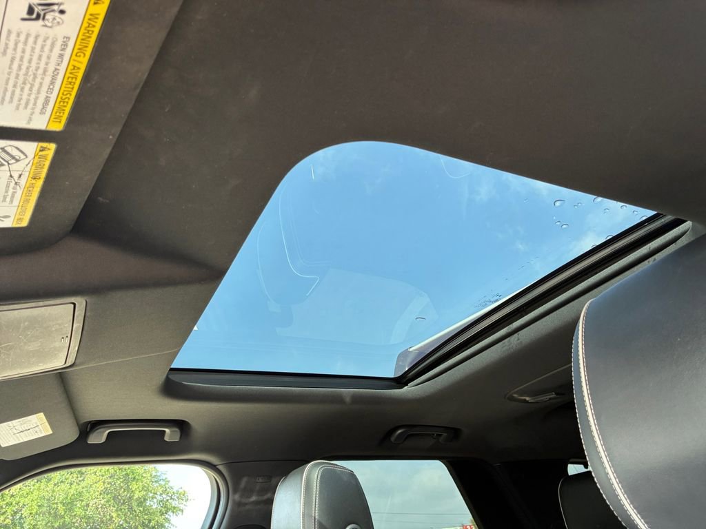 Used 2020 Land Rover Discovery HSE AWD/4WD image 7