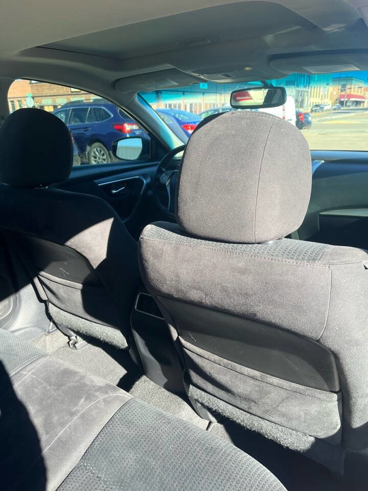 Used 2014 Nissan Altima 2.5 SV w/ Convenience Package image 22