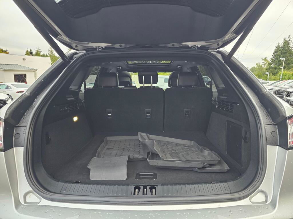 Used 2019 Lincoln Nautilus Select AWD/4WD image 18