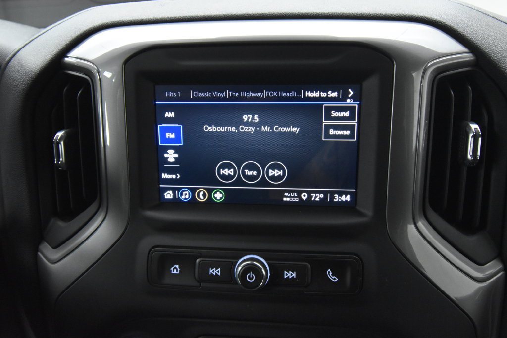 Used 2022 Chevrolet Silverado 1500 Custom w/ LPO, Dark Essentials Package AWD/4WD image 13