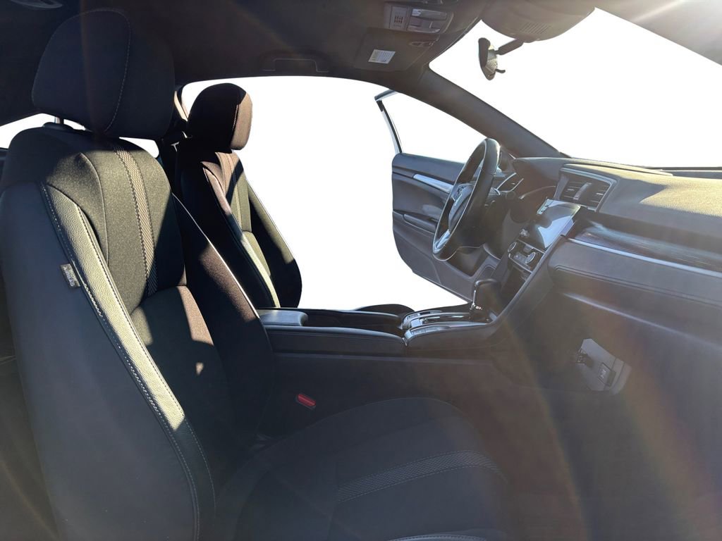 Used 2019 Honda Civic Sport image 17