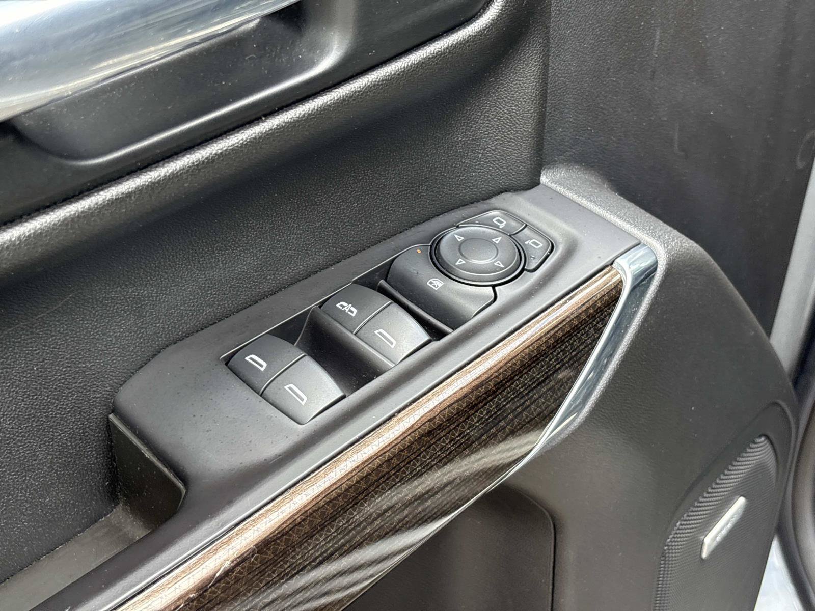 Used 2021 Chevrolet Silverado 1500 LT Trail Boss w/ Convenience Package II AWD/4WD image 14