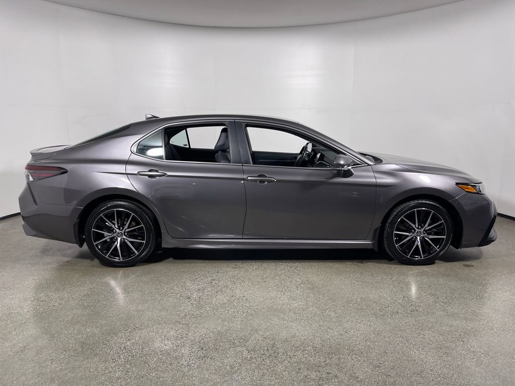 Certified 2023 Toyota Camry SE FWD image 2