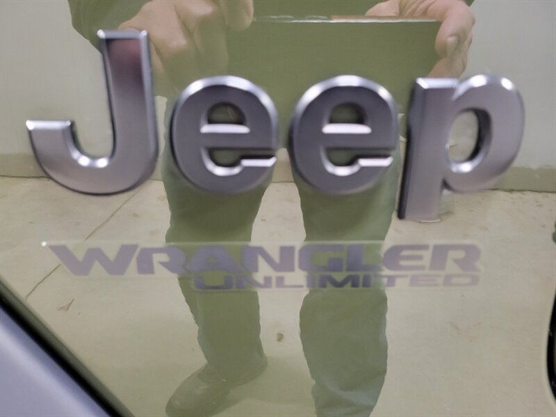 Used 2020 Jeep Wrangler Unlimited Sport AWD/4WD image 33