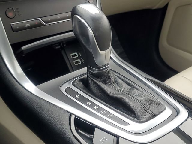 Used 2017 Ford Edge Titanium w/ Technology Package image 30