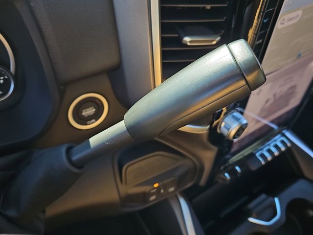 New 2026 RAM 3500 Big Horn AWD/4WD image 16