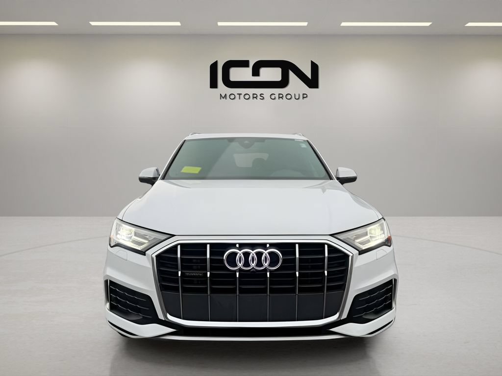 Used 2023 Audi Q7 2.0T Premium w/ Towing Package AWD/4WD image 8