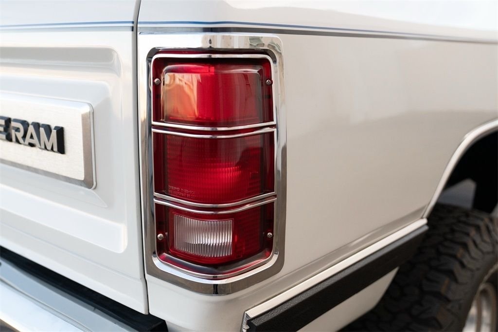 Used 1988 Dodge Ramcharger 4WD image 40