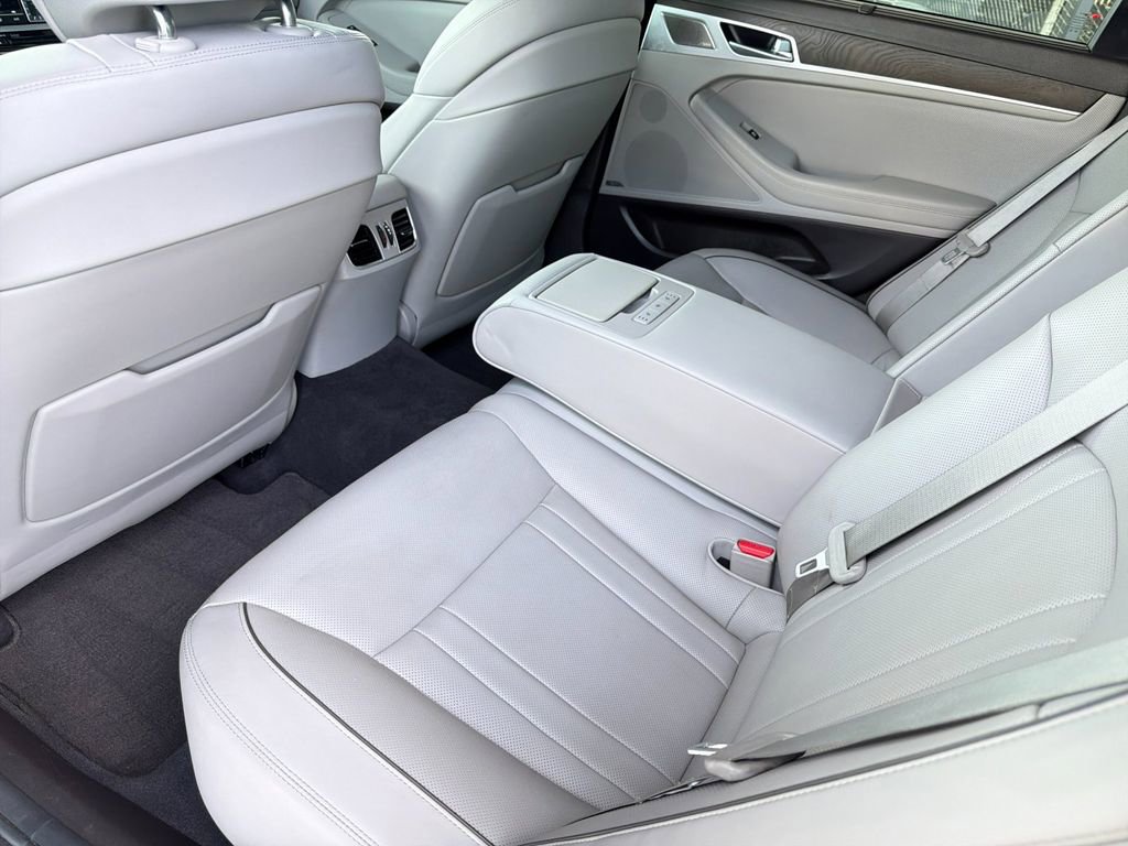 Used 2019 Genesis G80 3.8 w/ Ultimate Package 03 AWD/4WD image 12