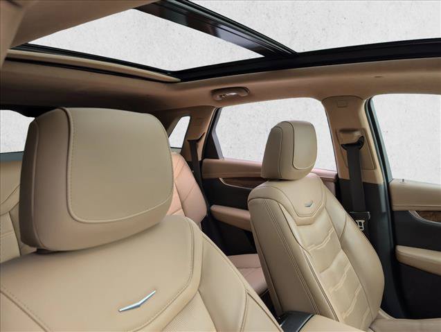 Used 2020 Cadillac XT5 Premium Luxury w/ Platinum Package FWD image 27