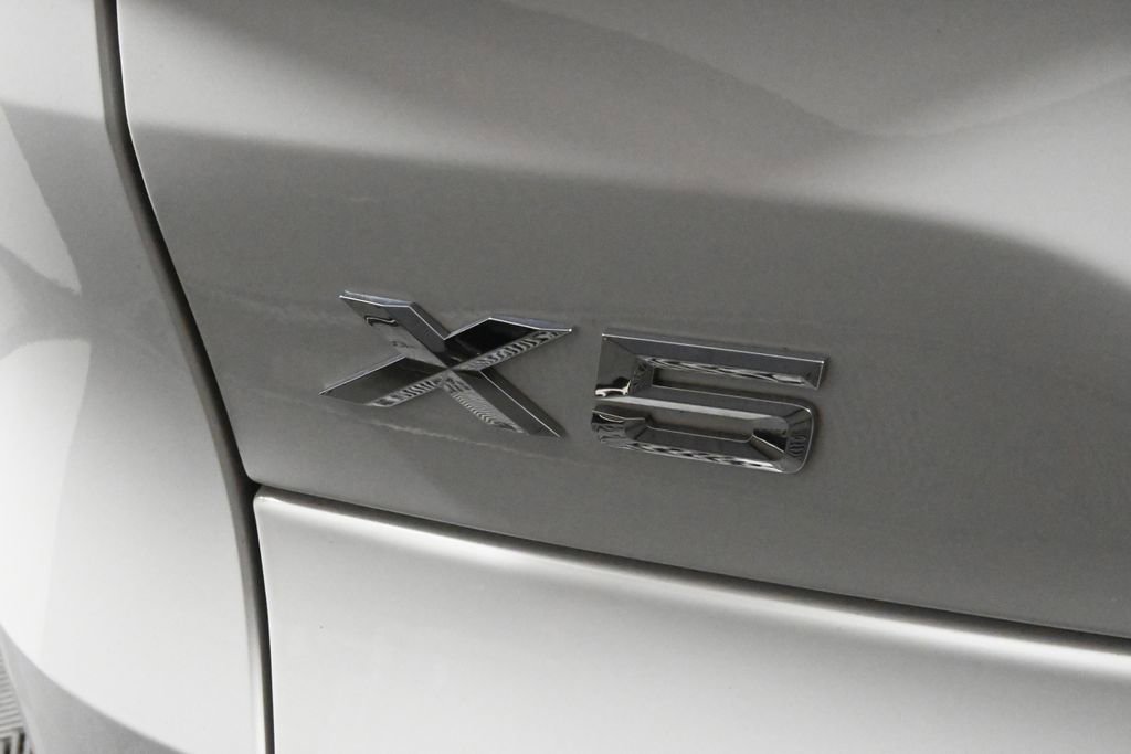 Used 2022 BMW X5 xDrive40i image 39