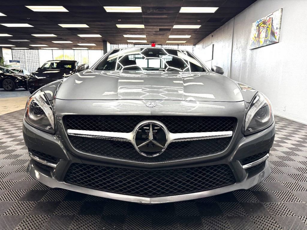 Used 2016 Mercedes-Benz SL 550 image 7