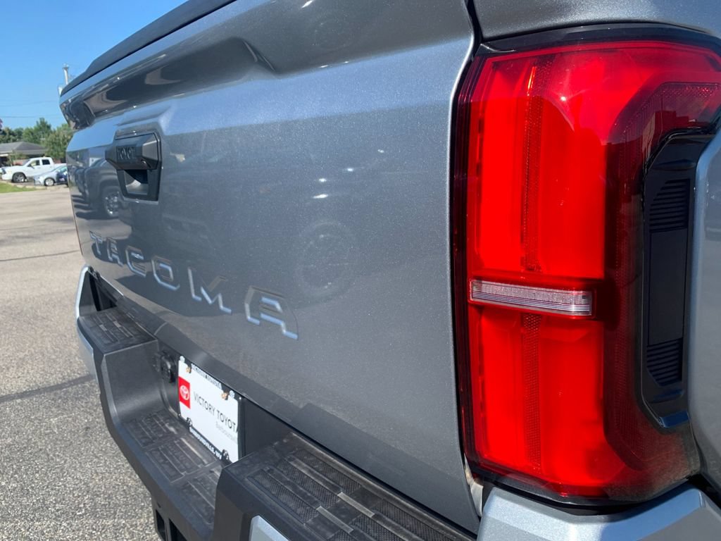 New 2026 Toyota Tacoma TRD Off-Road AWD/4WD image 31