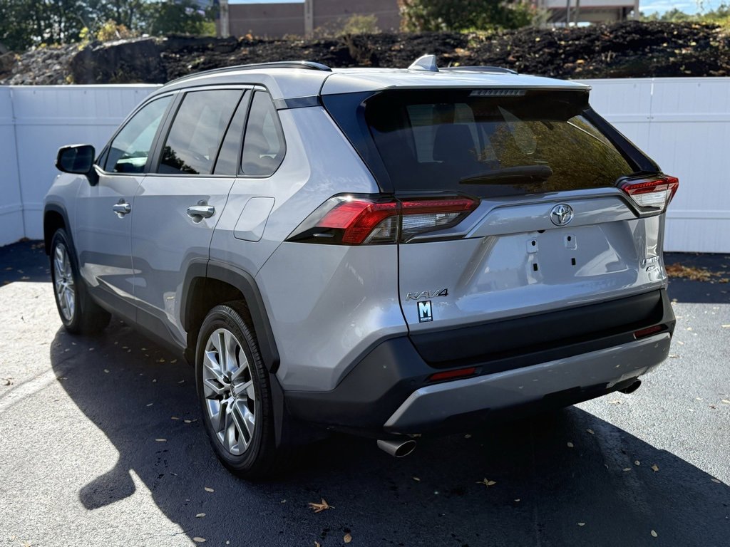 Used 2024 Toyota RAV4 Limited image 4