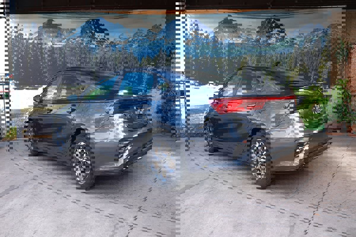 Used 2019 Kia Forte LXS image 4