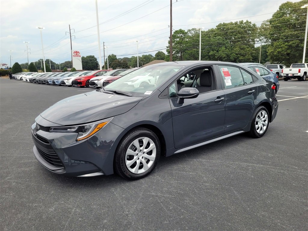 New 2025 Toyota Corolla LE image 3