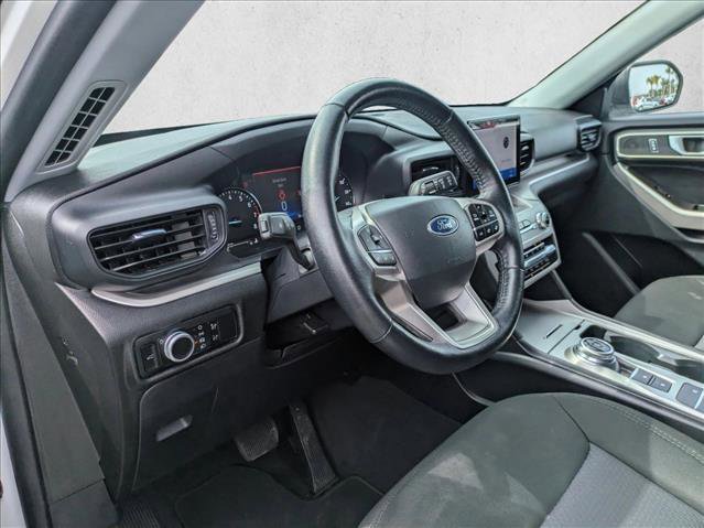 Used 2022 Ford Explorer XLT image 10