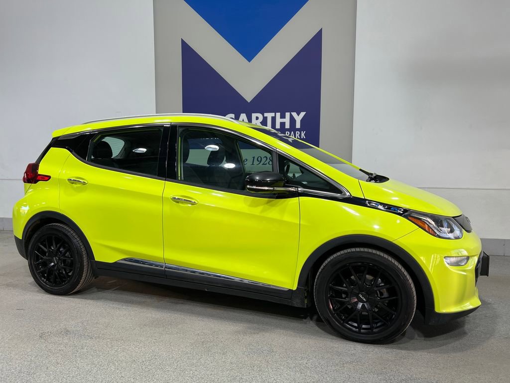 Used 2019 Chevrolet Bolt Premier w/ Infotainment Package image 3