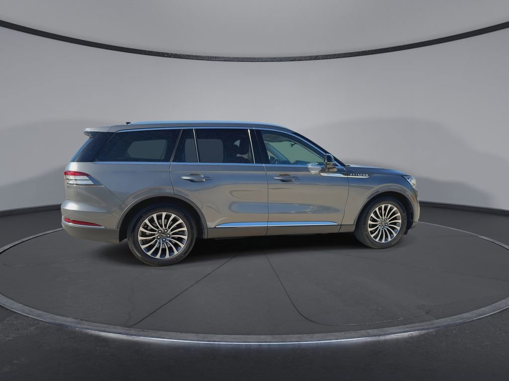 Used 2023 Lincoln Aviator Reserve w/ Elements Package Plus image 9