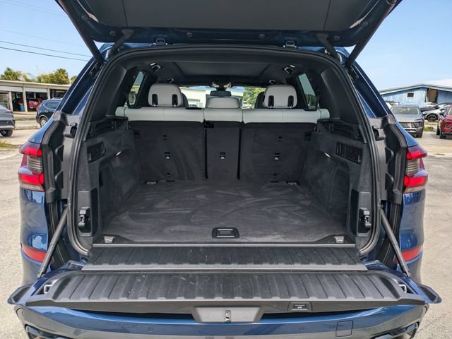 Used 2023 BMW X5 sDrive40i w/ M Sport Package RWD image 13