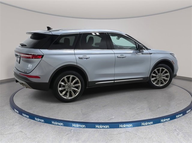 Certified 2022 Lincoln Corsair AWD w/ Premium Package image 5