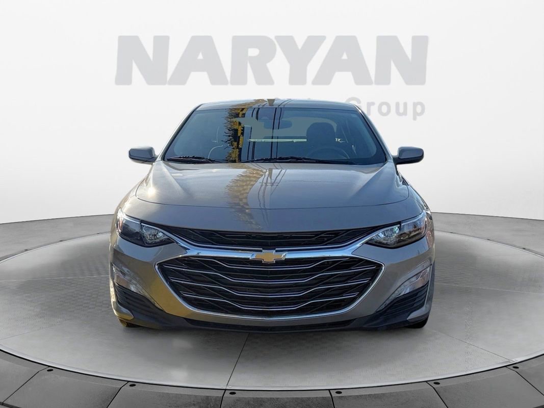 Used 2024 Chevrolet Malibu LT image 3