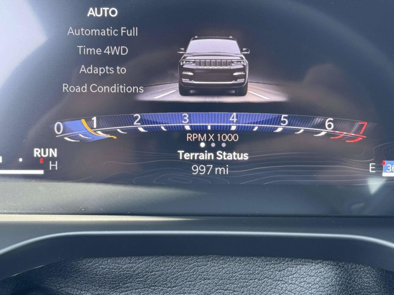 Used 2026 Jeep Grand Cherokee Limited AWD/4WD image 24