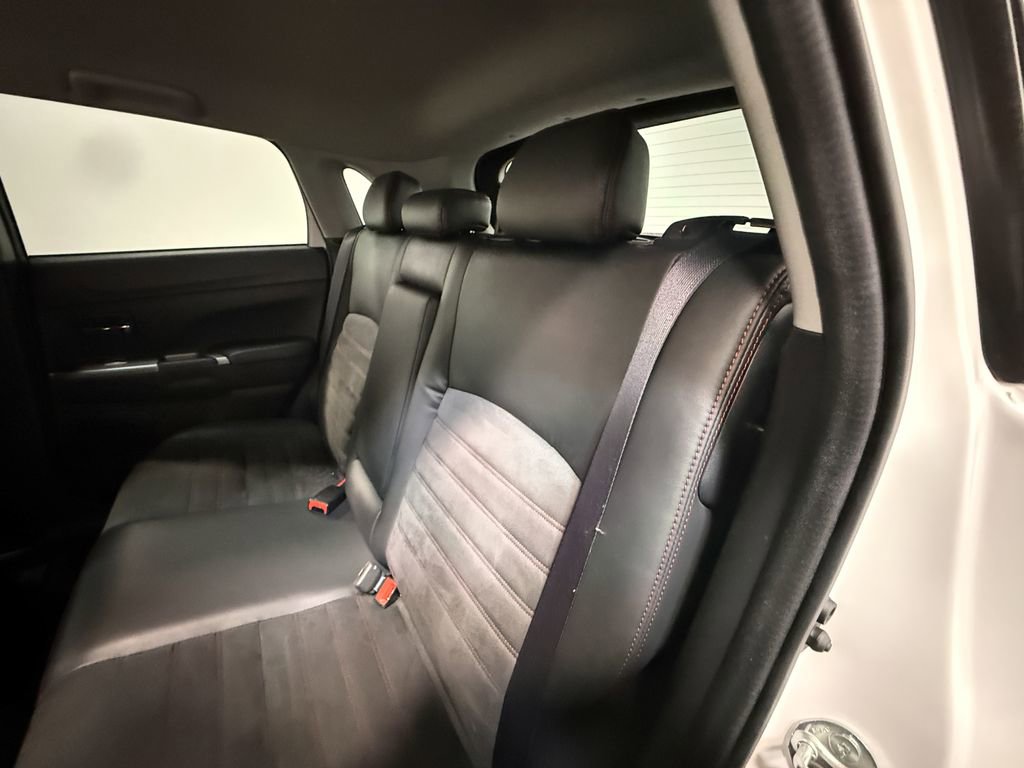 Used 2019 Mitsubishi Outlander Sport GT image 46