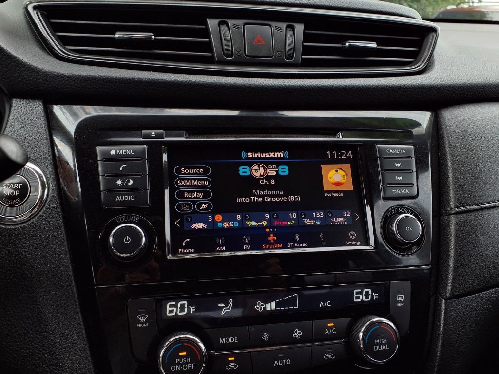 Used 2020 Nissan Rogue SV AWD/4WD image 9