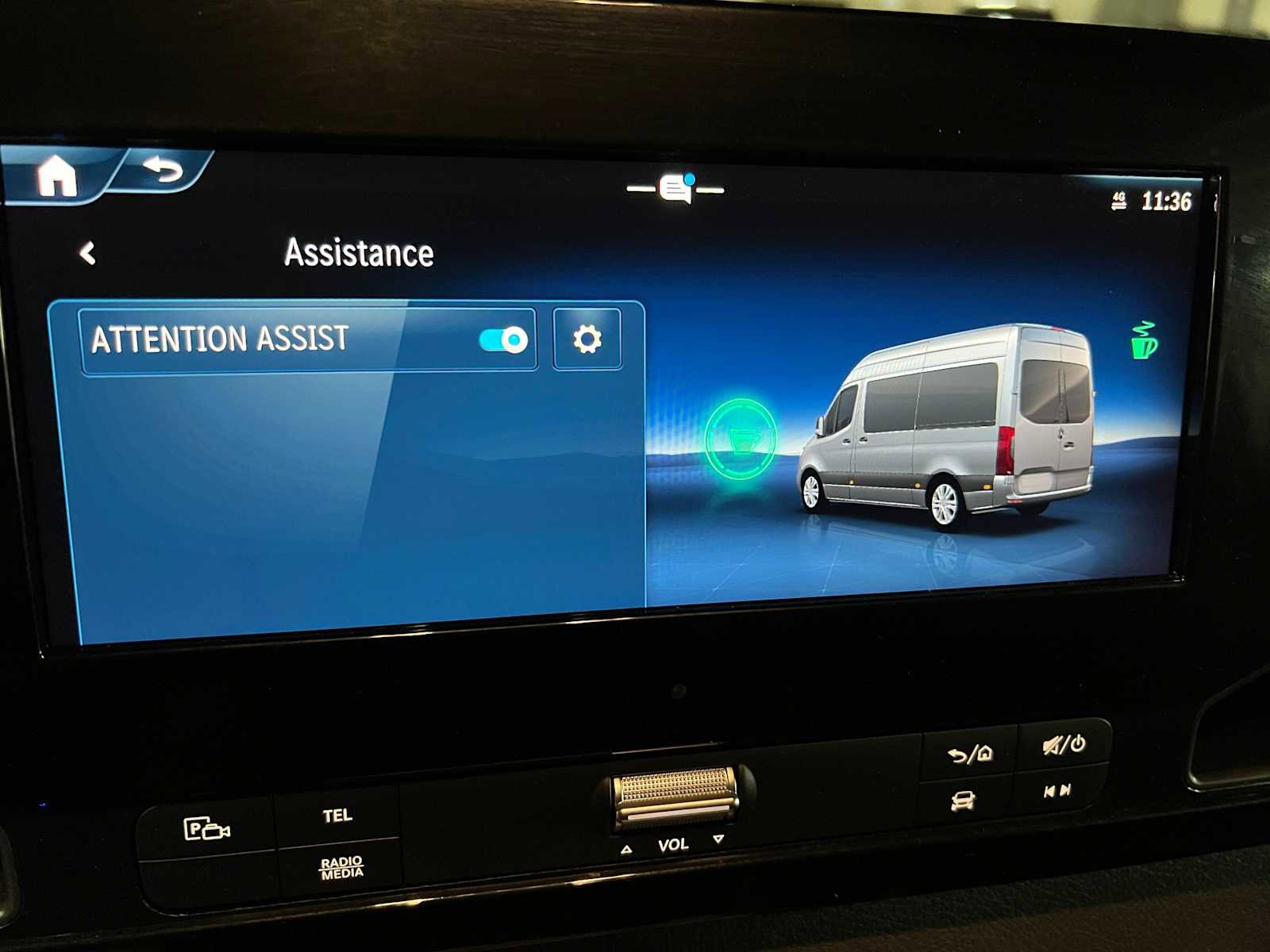 Used 2025 Mercedes-Benz Sprinter 2500 image 32