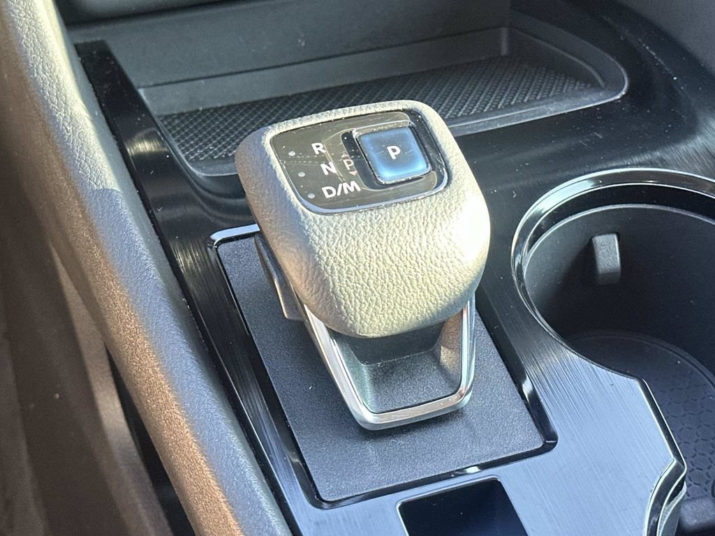 Used 2021 Nissan Rogue S FWD image 39